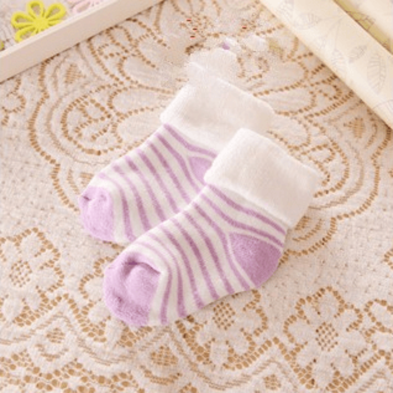 2017 New Winter Striped Terry Socks