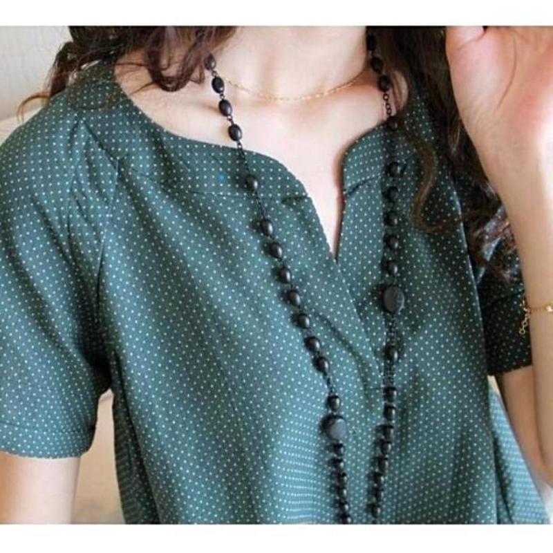 Smart & Casual V-Neck Maternity Top